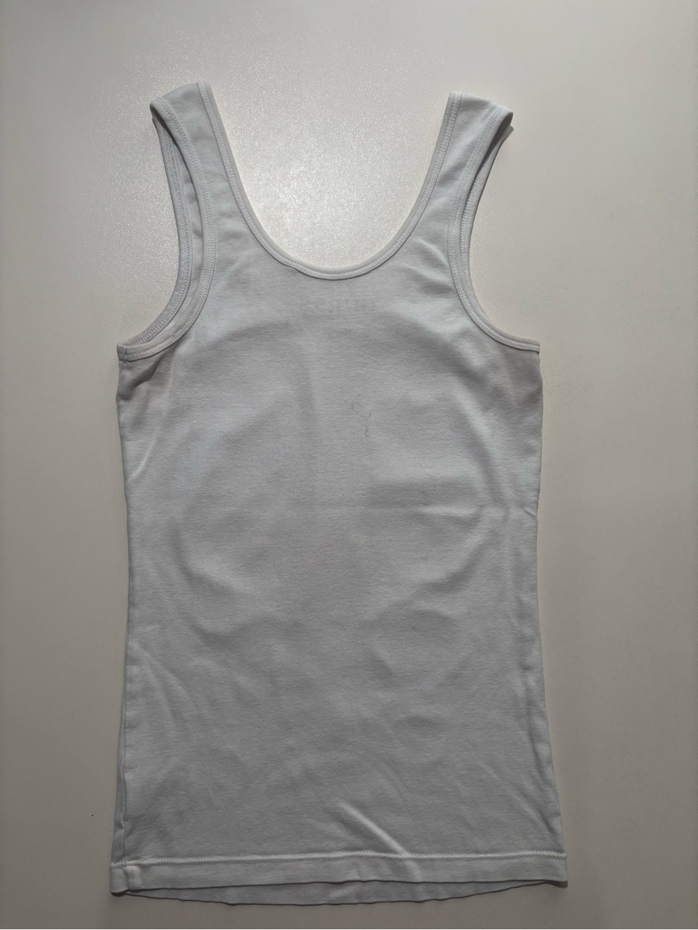 2000s Y2K women’s guess tank top shirt heart with wings - Picture 4 of 10